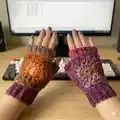 Feather Moss Gloves Pattern step 1 - construction progress