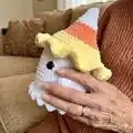 No Sew Ghosts Wearing Hats Amigurumi Pattern step 4 - final assembly and finishing