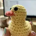 Daisy The Duck Amigurumi Pattern step 3 - details and accessories