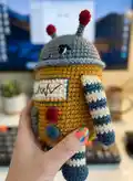 Pixie the Robot Amigurumi Pattern step 3 - details and accessories