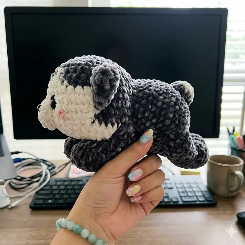 Complimentary Intermediate crochet pattern: My little Husky dog Amigurumi Pattern - Simple to follow guide