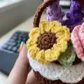 Mini Flower Basket & Flowers Amigurumi Pattern step 2 - assembly progress