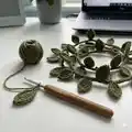 Leaf Garland Pattern step 3 - details and accessories