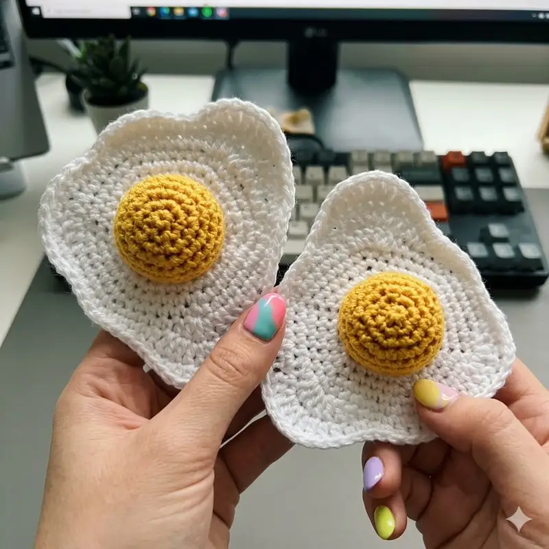 Complimentary Beginner Friendly crochet pattern: Fried Egg Amigurumi Pattern - Simple to follow guide