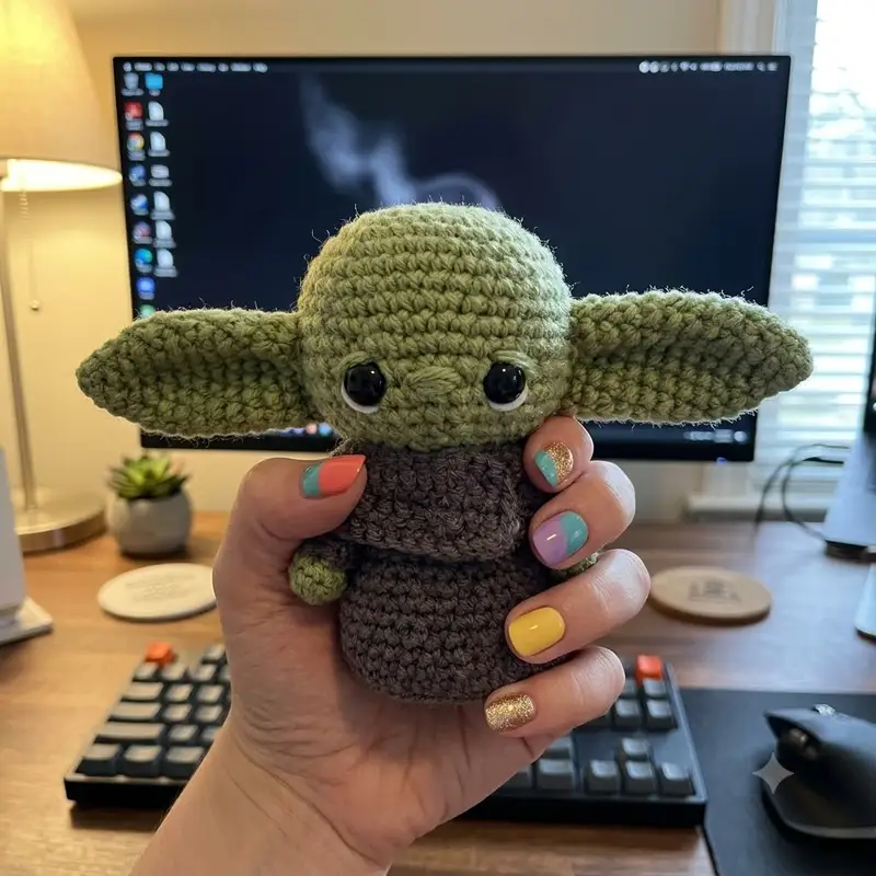 Complimentary Intermediate crochet pattern: Baby Alien Amigurumi Pattern - Simple to follow guide