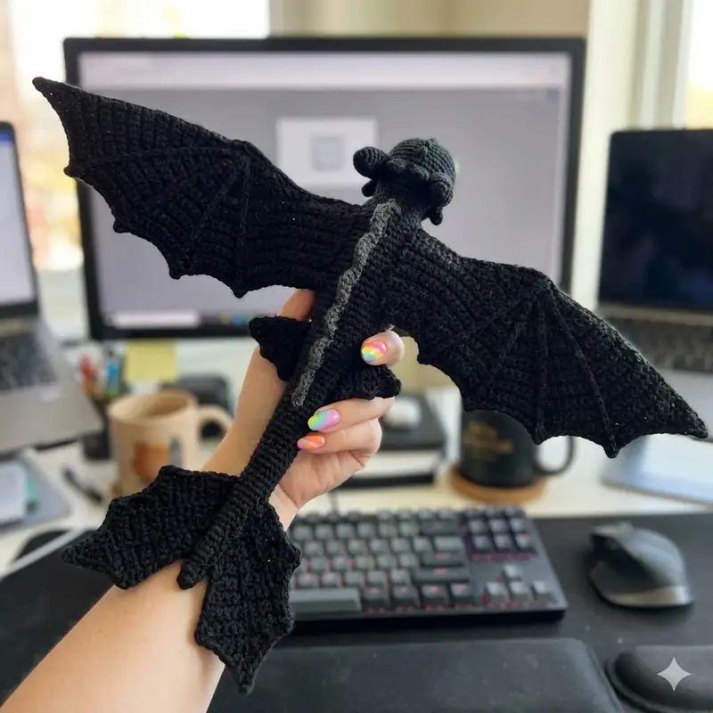 Complimentary Advanced crochet pattern: Toothless Plush Pattern - Simple to follow guide