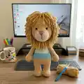 Alan the Lion Amigurumi Pattern step 3 - details and accessories